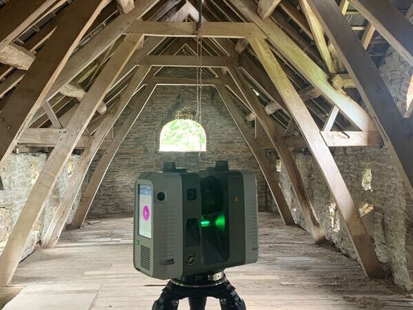 Laser scanner surveying inside church